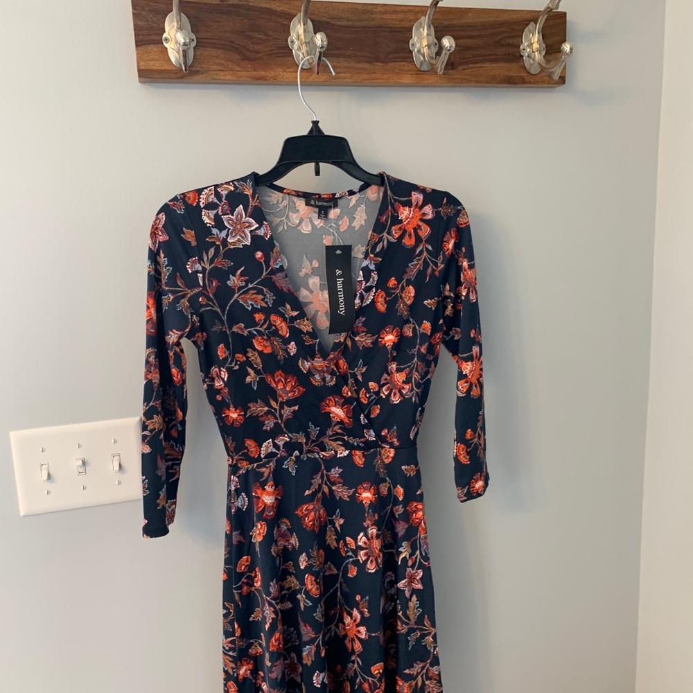 NWT wrap dress long sleeve perfect for fall!